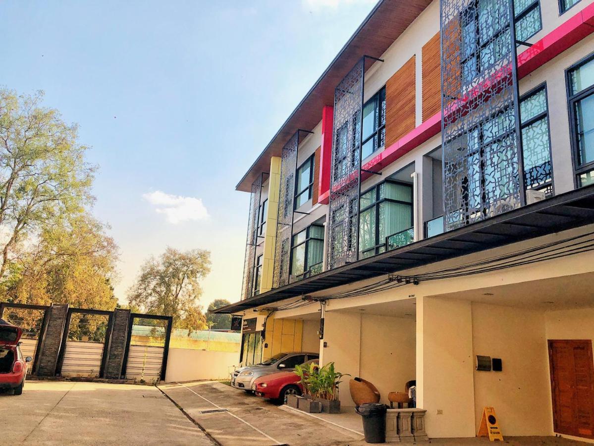 Bed and Breakfast Paper Plane Cnx Chiang Mai Exterior foto